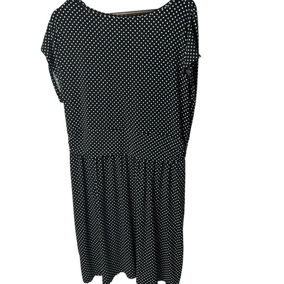 Torrid black & white polka dot surplice faux wrap dress with pockets size 2X - Picture 2 of 2